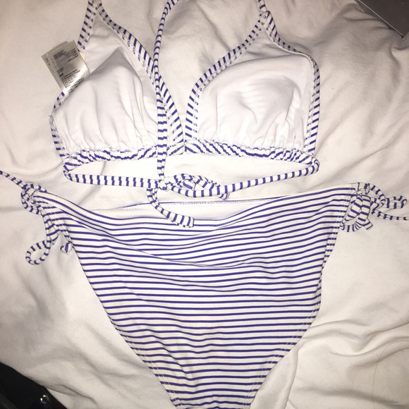 Classic blue stripped bikini - Picture 2 of 4